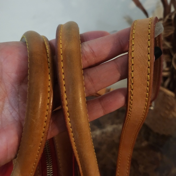 Dooney & Bourke Red and Tan Satchel with Scarf GUC - Picture 11 of 15